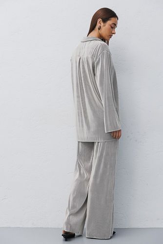 Плісирований костюм зі штанами і сорочкою, Світло сірий, L-XL