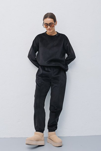 Велюровий костюм з джогерами та світшотом, Чорний, L-XL