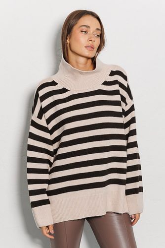 Смугастий в'язаний светр з високим коміром, Бежевий, One Size