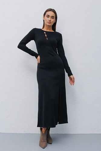 Модна довга сукня з теплого трикотажу, Чорний, S-M