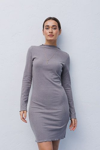 Лаконічна коротка сукня приталеного крою, Сірий, S-M