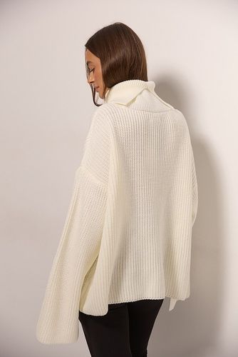 В'язаний oversize светр в рубчик, Молочний, One Size