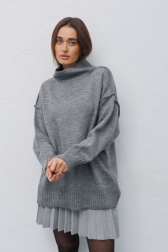 Універсальний в'язаний светр оверсайз з зовнішніми швами, Сірий, One Size