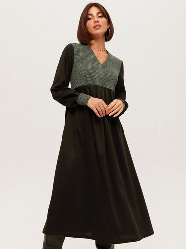 Чорна повсякденна сукня з контрастною клітинкою, Чорний, XL